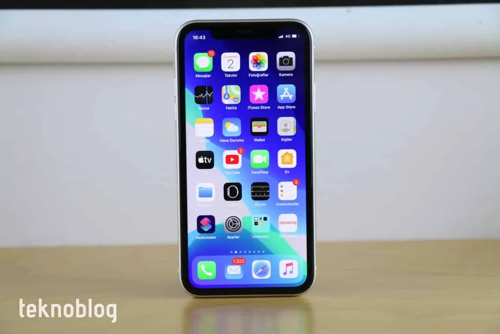 iOS uygulama güncellemeleri belirsiz bir nedenle yeniden yayınlanıyor