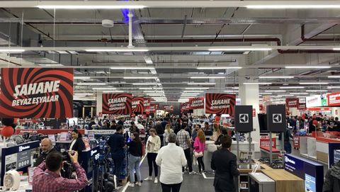 mediamarkt şahane cuma