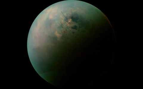 satürn titan