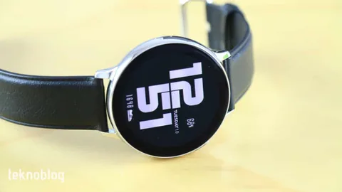 Galaxy Watch Active 2 için yeni özellikler getiren güncelleme çıktı