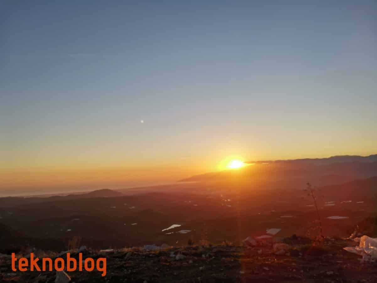 Huawei Nova 5T İncelemesi