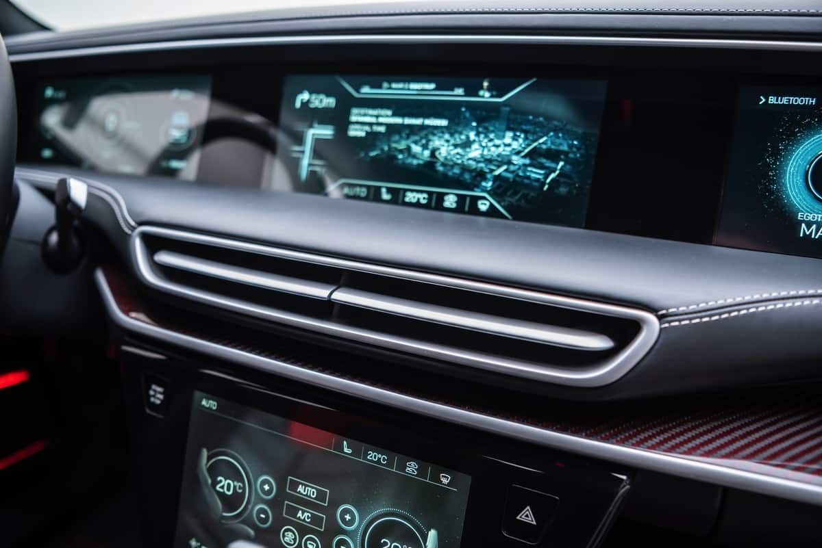 Yerli otomobil fotoğrafları ve özellikleri – Galeri