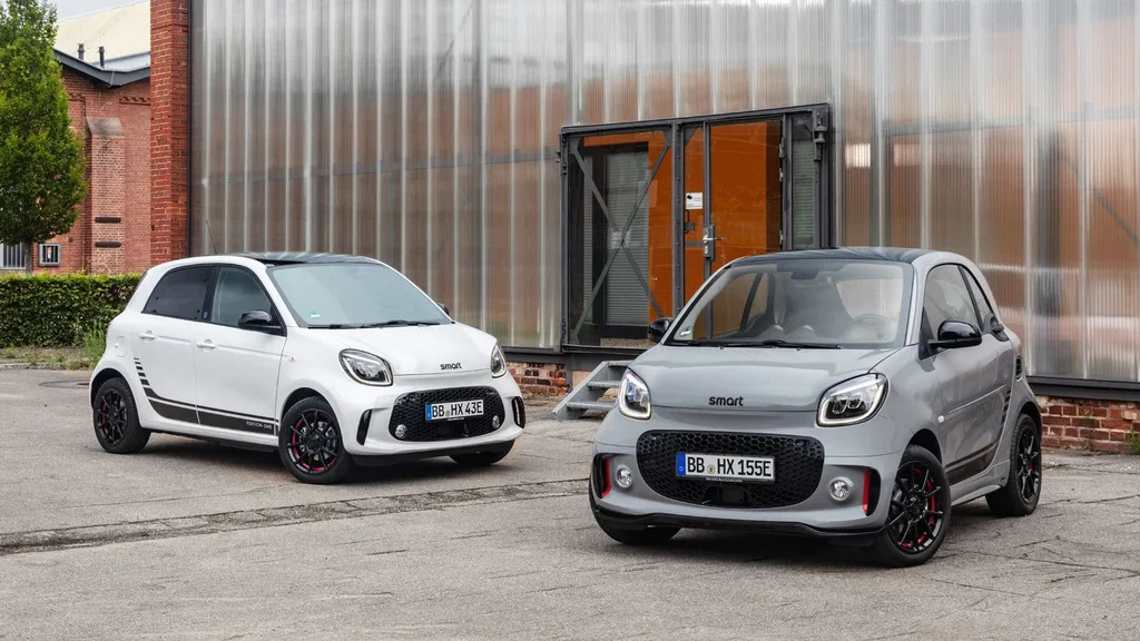 Mercedes ve Geely elektrikli Smart için güçlerini birleştiriyor