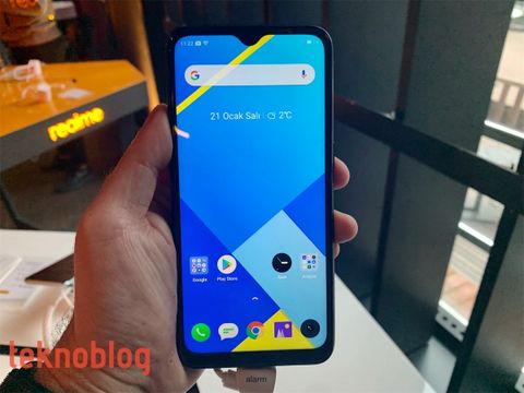 realme c2