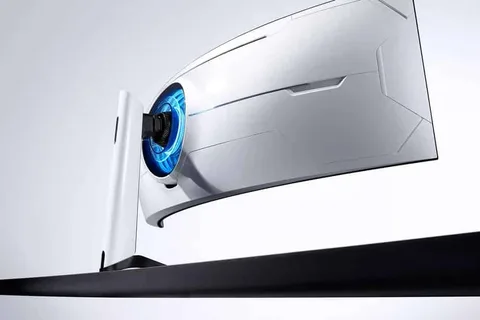 Samsung Odyssey G9 ve G7 oyun monitörlerini tanıttı