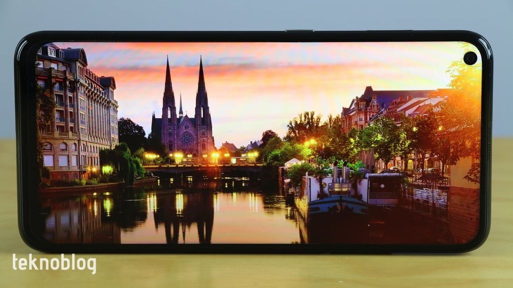 tcl plex özellikleri