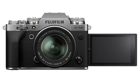 Fujifilm X-T4 aynasız kamera gövde içi sabitleme özelliğiyle geldi