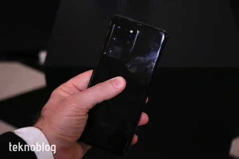 Galaxy S20 Ultra parçalarına ayrıldı, önemli detaylar ortaya çıktı