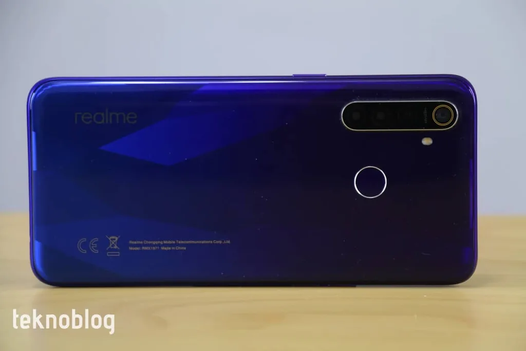 Realme 7 Pro’nun pil ve şarj kapasitesi ortaya çıktı
