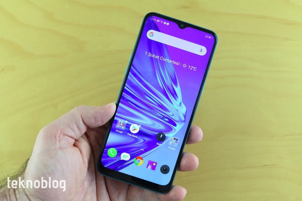 Realme 5i Türkiye satış fiyatı belli oldu