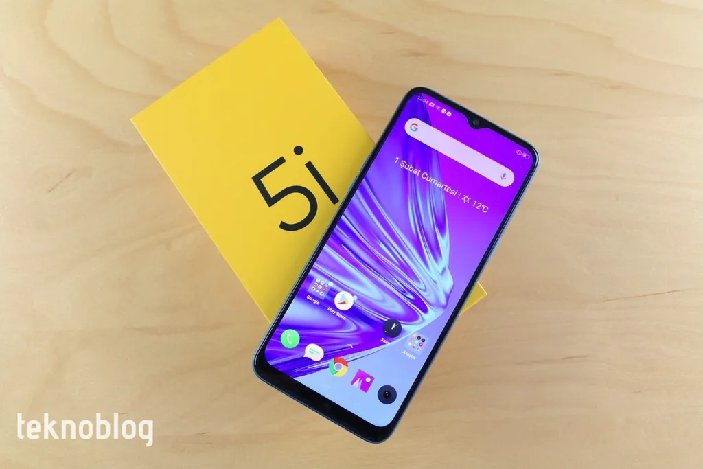 Video: Realme 5i Kutusundan Çıkıyor