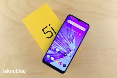Video: Realme 5i Kutusundan Çıkıyor