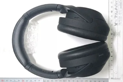Sony yeni kablosuz kulaklığıyla pil ömrünü artıracak