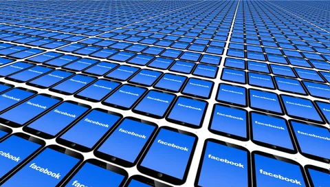 Facebook altı saatlik kesintinin nedenini açıkladı