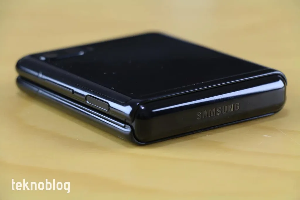 Samsung kârını artırdı, katlanabilir cihazlara olan bağlılığını yineledi