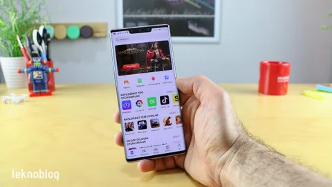 Huawei Google uygulamalarını AppGallery’ye eklemenin yollarını arıyor