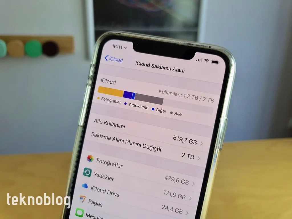 iCloud’daki iPhone yedekleri nasıl görülür ve düzenlenir?