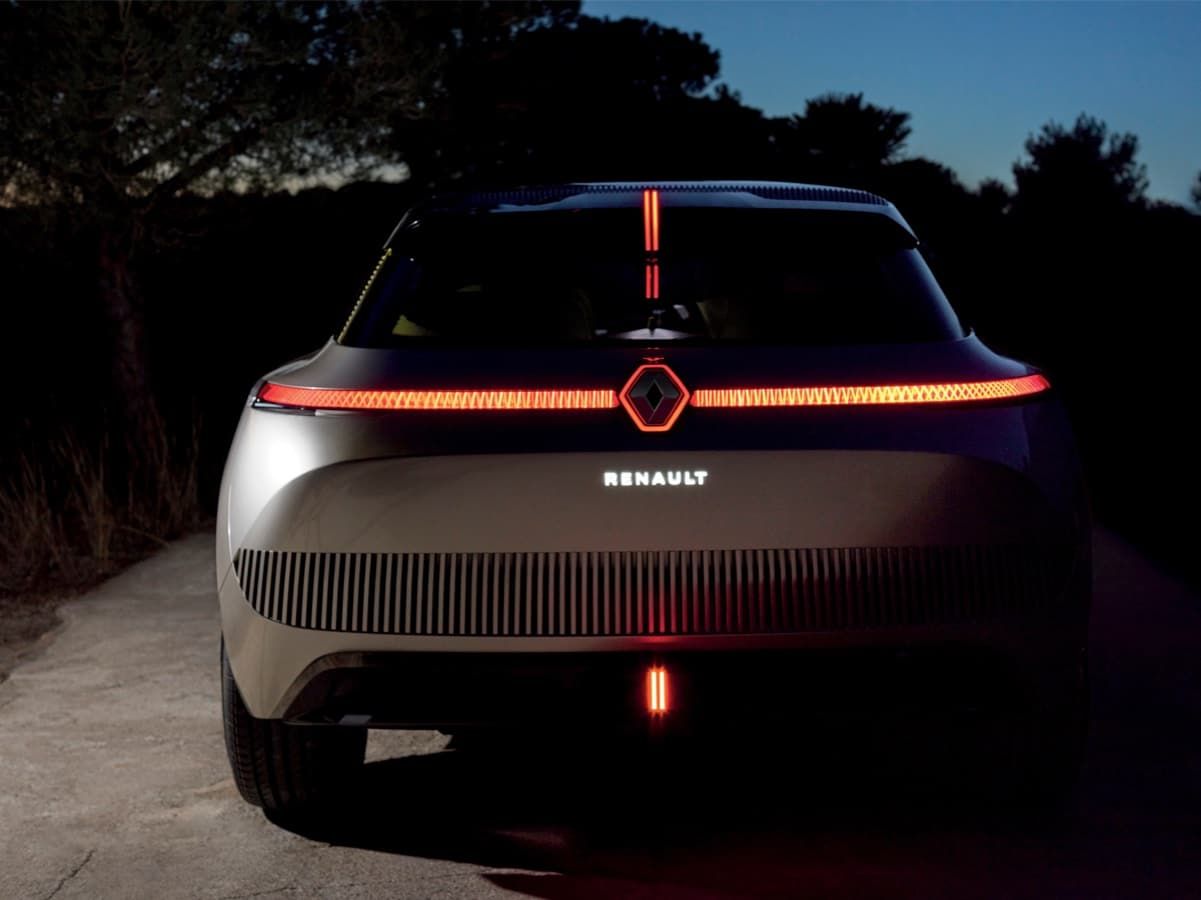 Renault Morphoz: Uzun yolculuklar için gerçekten uzayan elektrikli otomobil konsepti