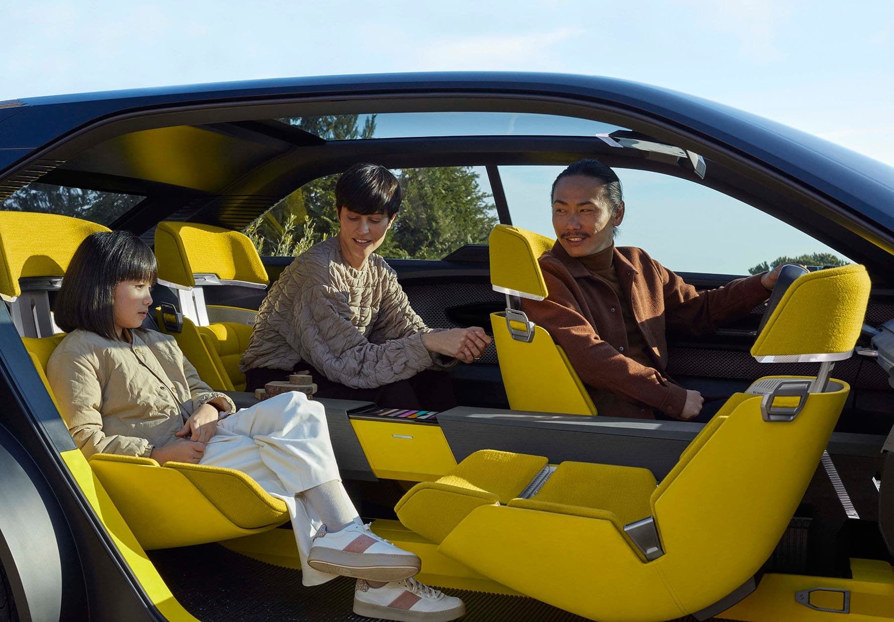 Renault Morphoz: Uzun yolculuklar için gerçekten uzayan elektrikli otomobil konsepti