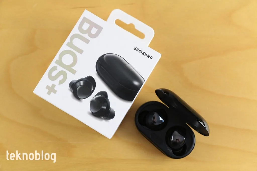 Video: Samsung Galaxy Buds Plus Kutusundan Çıkıyor