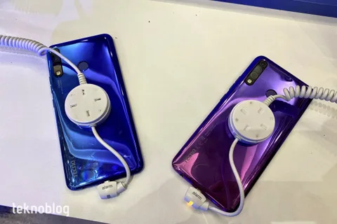 Tecno Mobile Türkiye’de akıllı telefon üretimine başladı