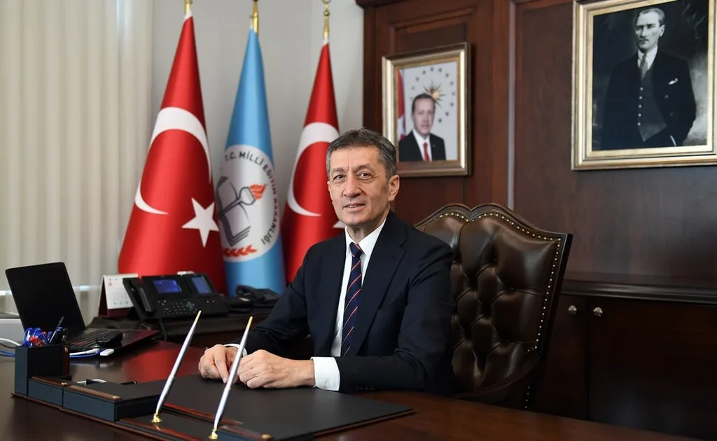 Milli Eğitim Bakanı Ziya Selçuk koronavirüs tedbirlerini açıkladı