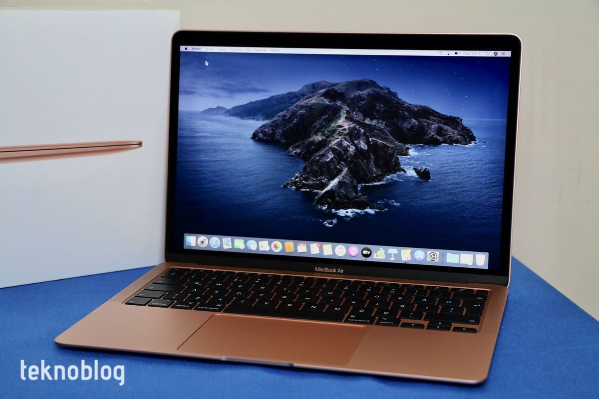 macbook air 2020