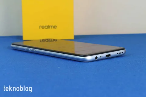 Realme 35 milyon kullanıcı başarısını yeni telefonla kutlayacak