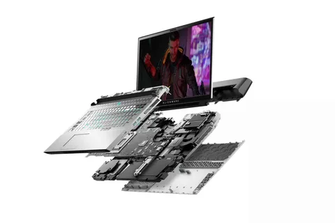 Alienware Area-51m, m15 ve m17 yeni işlemci ve GPU seçenekleriyle güncellendi