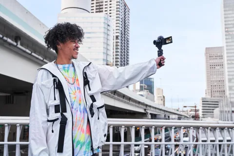 Video günlük çekenler için Sony ZV-1 vlog kamerası tanıtıldı