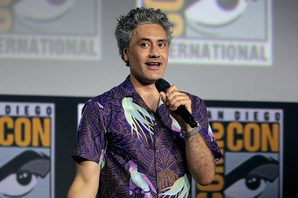 Taika Waititi yeni Star Wars filmi için kamera arkasına geçecek