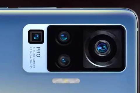 Vivo X50 paylaşımı büyük kamera lensini gösteriyor
