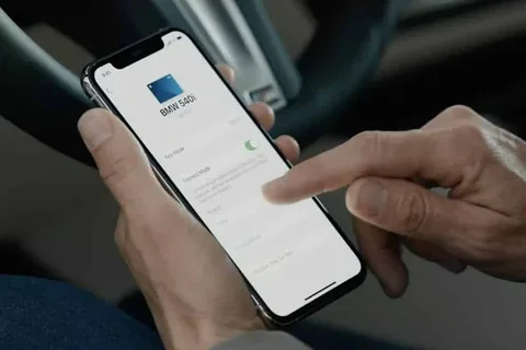Apple CarKey tanıtıldı: Otomobillerin kilidi iPhone veya Apple Watch ile açılacak