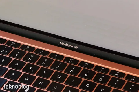 13 inç Mini LED ekranlı MacBook Air 2022’de bekleniyor