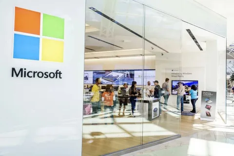 Microsoft tüm fiziksel mağazalarını kapatıyor