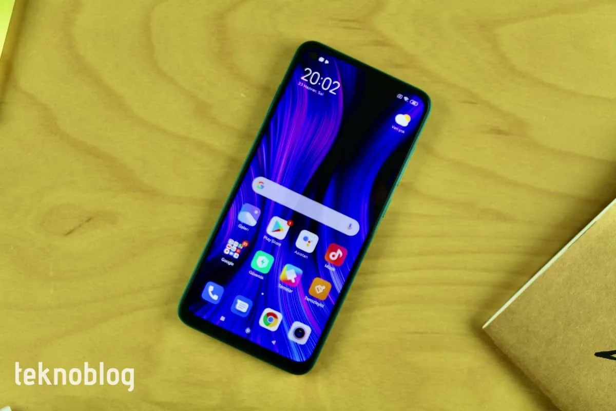 Video: Redmi Note 9 Kutusundan Çıkıyor