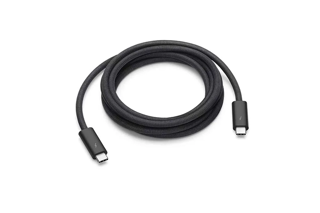 Apple online mağazasında yeni bir Thunderbolt 3 kablo seçeneği