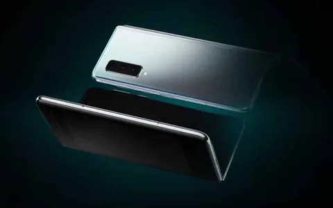 Galaxy Fold’un takipçisi olacak yeni katlanabilir telefonun adı netleşiyor