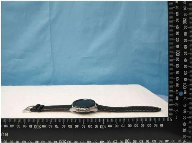Galaxy Watch 3’ün detayları sızıntılarla ortaya çıkmaya devam ediyor