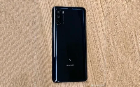Huawei Enjoy 20s sızıntısı arka panel tasarımını tüm hatlarıyla gösteriyor
