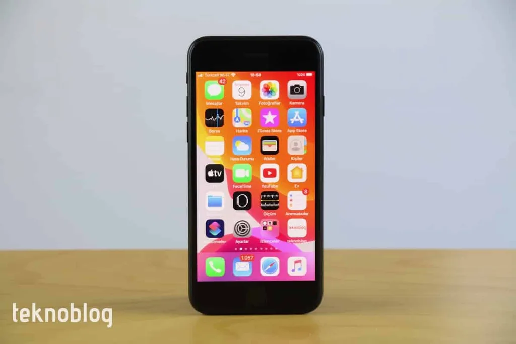 İkinci nesil iPhone SE satın almak isteyenler için fırsat var (Günün Fırsatları)