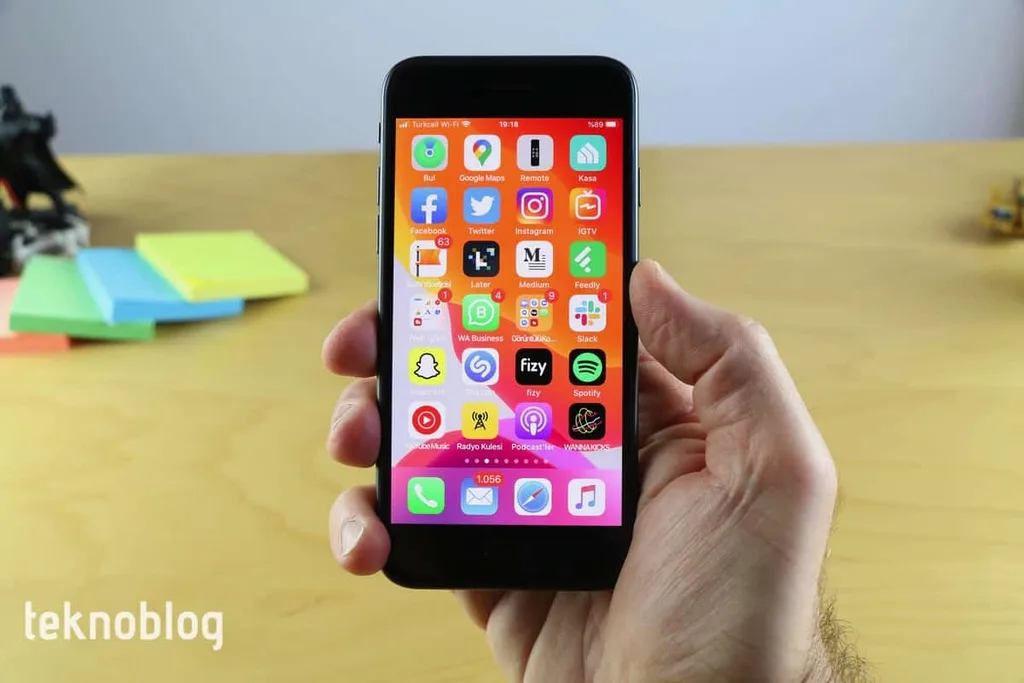 Apple’ın 5G destekli ilk iPhone SE modeli için yeni bir tanıtım tarihi iddiası
