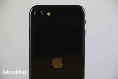 akıllı telefon iphone se 2020