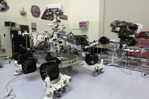 NASA’dan yeni Mars görevinin başlangıcına bir erteleme daha