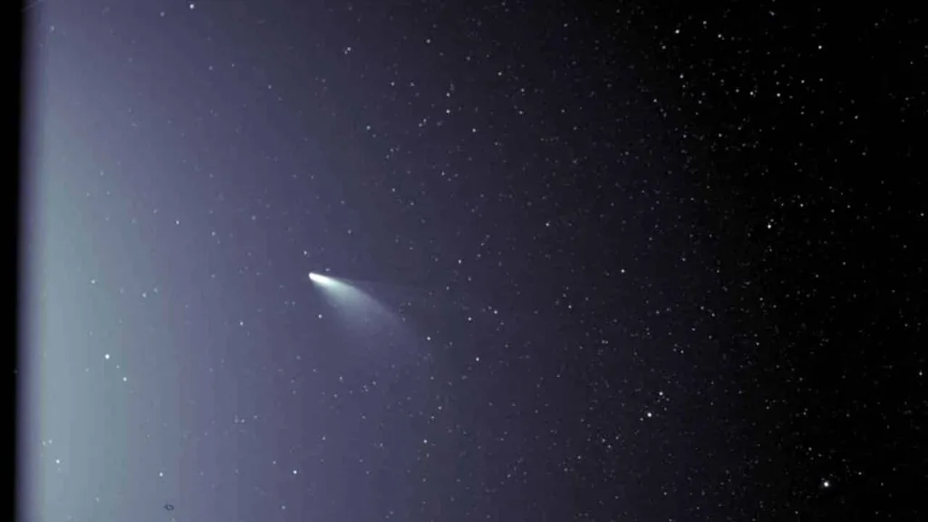 NEOWISE kuyruklu yıldızı Güneş’e yaklaştıkça etkileyiciliği artıyor