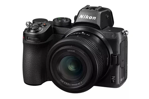 Nikon Z5 ile giriş segmentinde yeni bir seçenek sunuyor