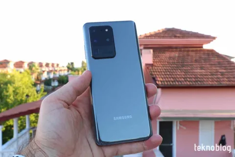 Samsung 2020 için belirlediği hedefi tutturamadı
