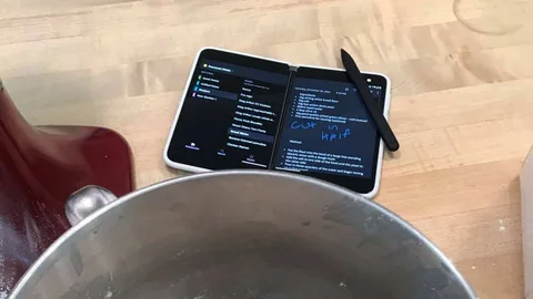 Surface Duo şimdi de Surface Pen ile görüldü
