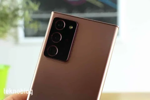 Samsung 600 MP kamera sensörü hazırlıyor