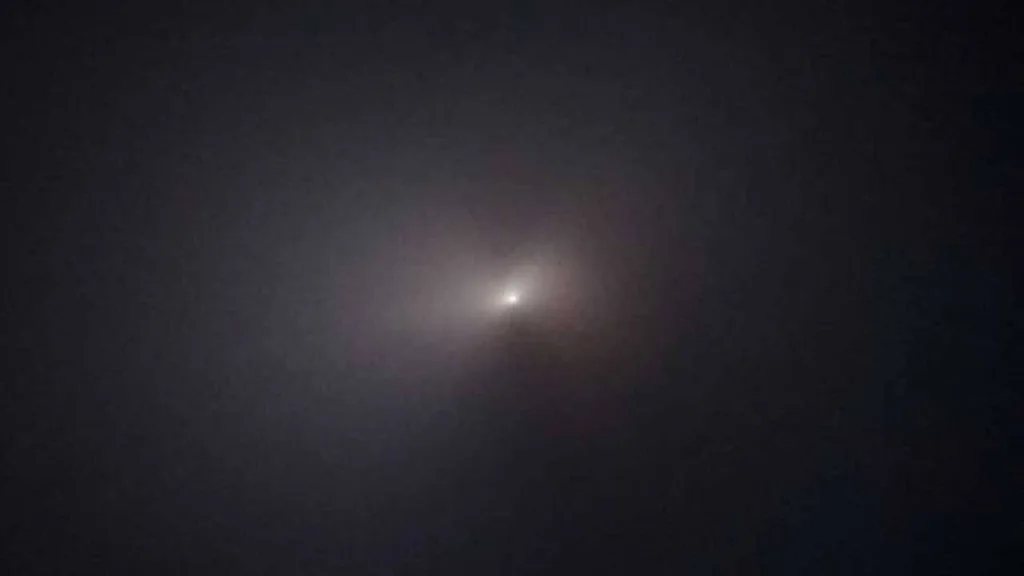 Hubble Neowise kuyruklu yıldızının yüksek çözünürlüklü fotoğrafını çekti